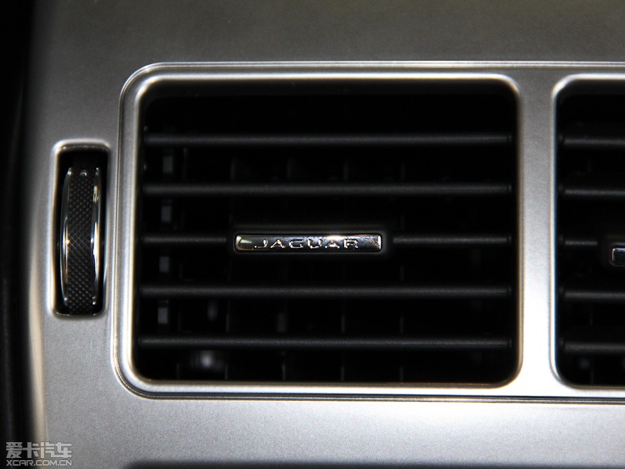 2015ݱXF Sportbrake 2.0T A