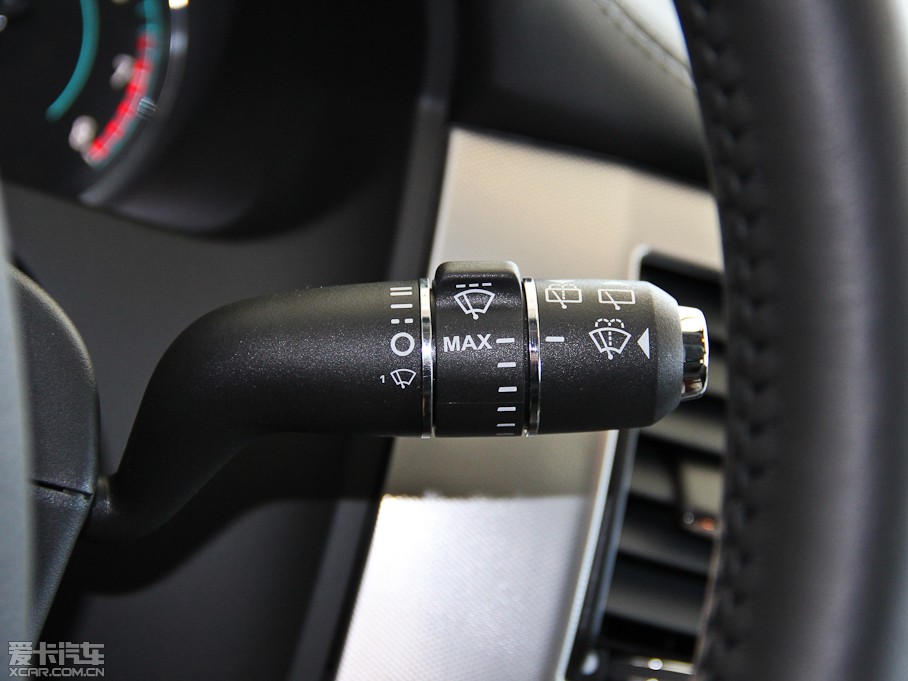 2015ݱXF Sportbrake 2.0T A