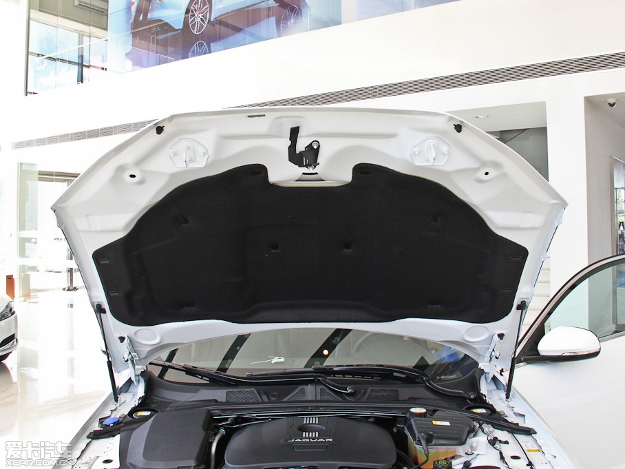 2015ݱXF Sportbrake 2.0T A