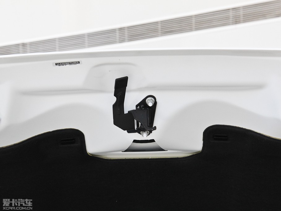 2015ݱXF Sportbrake 2.0T A