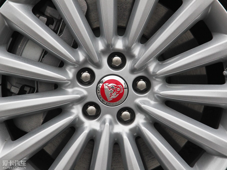 2015ݱXF 3.0 SC R-Sport A