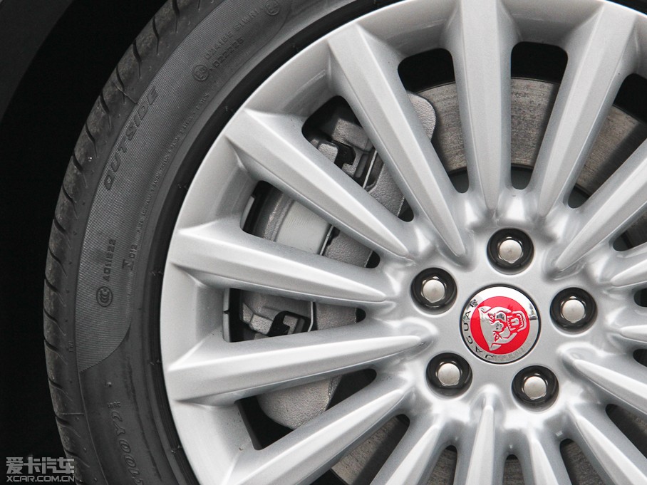 2015ݱXF 3.0 SC R-Sport A