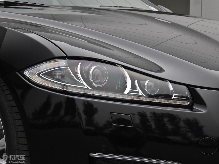 2015ݱXF 3.0 SC R-Sport A