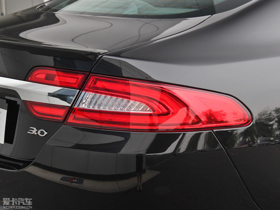 2015ݱXF 3.0 SC R-Sport A