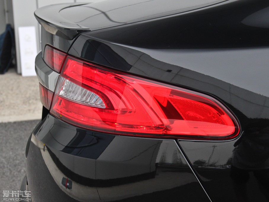 2015ݱXF 3.0 SC R-Sport A