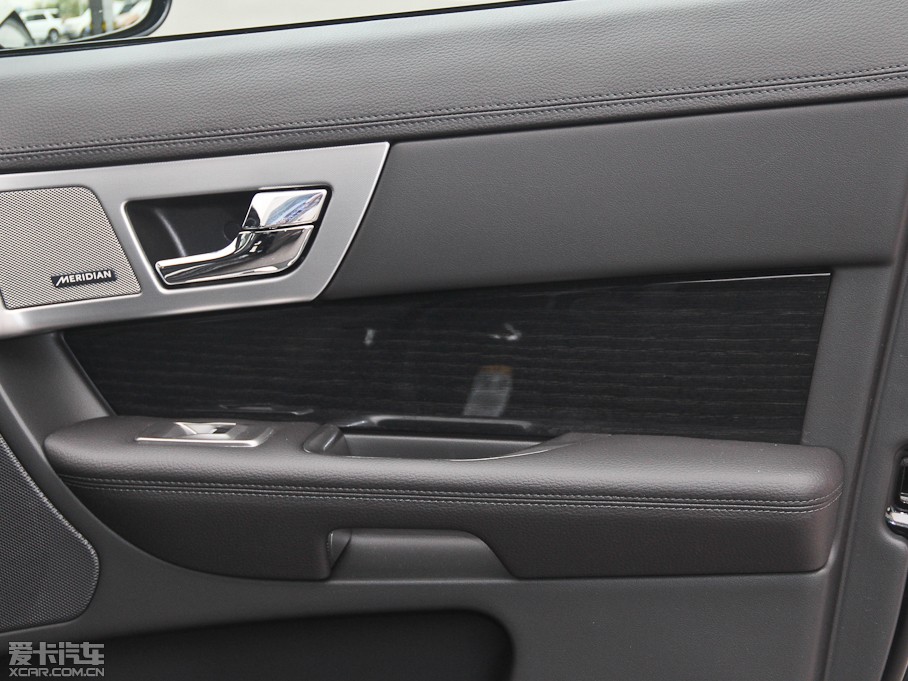 2015ݱXF 3.0 SC R-Sport A