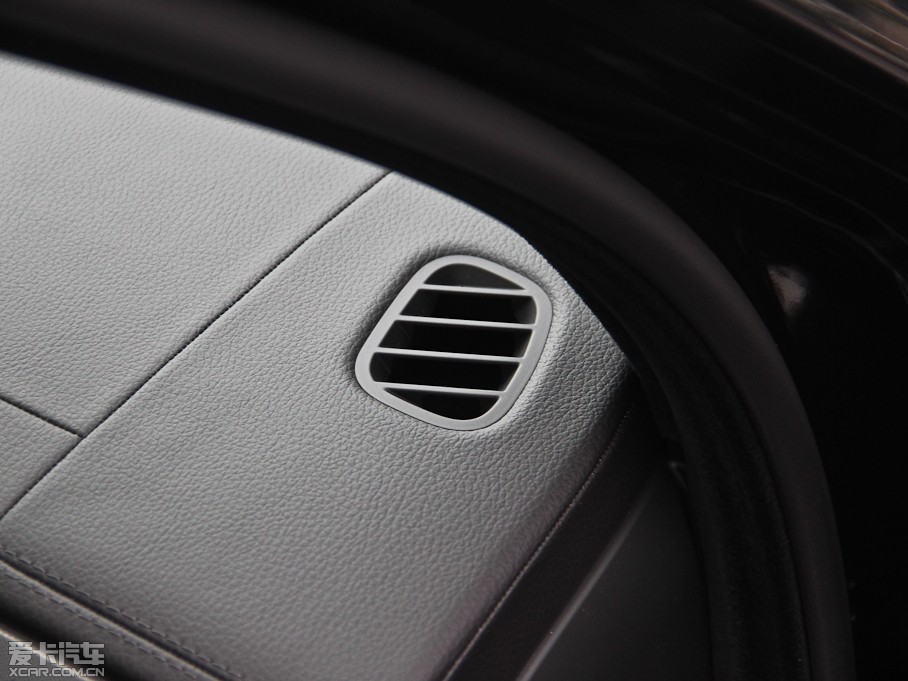 2015ݱXF 3.0 SC R-Sport A