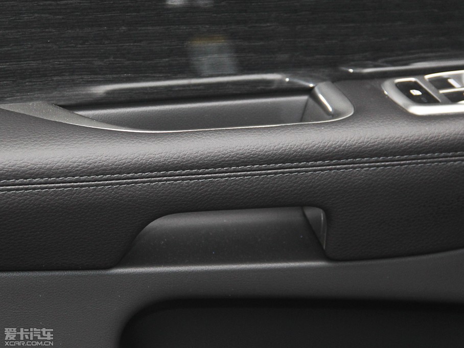 2015ݱXF 3.0 SC R-Sport A