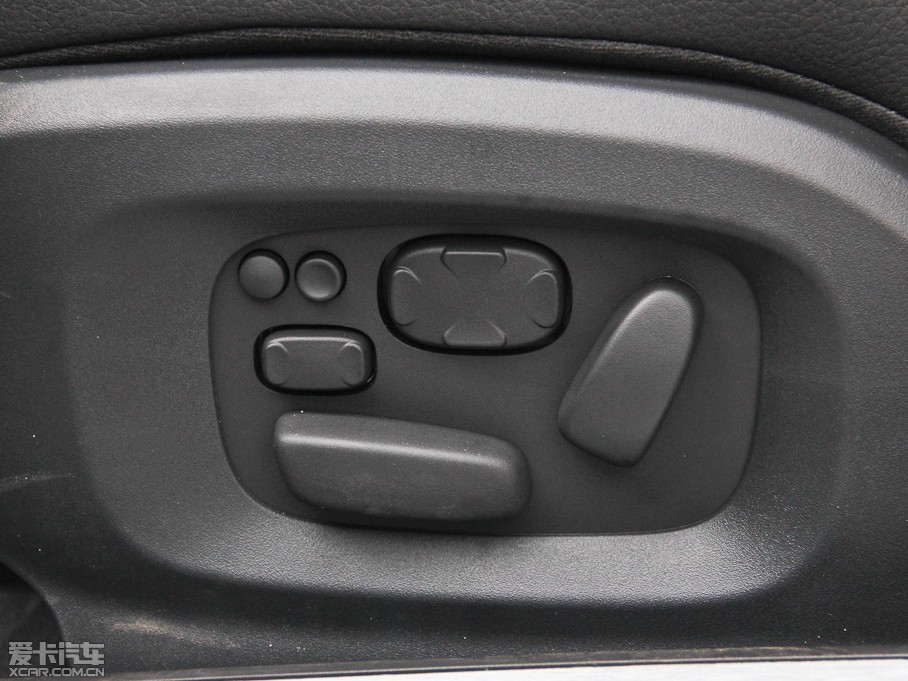 2015ݱXF 3.0 SC R-Sport A