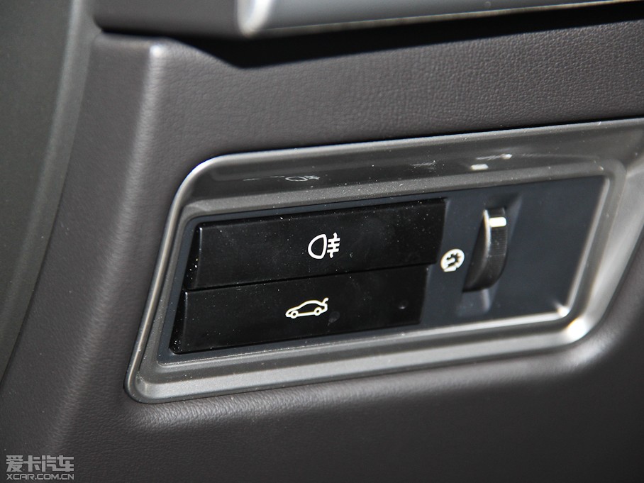 2015ݱXF 3.0 SC R-Sport A