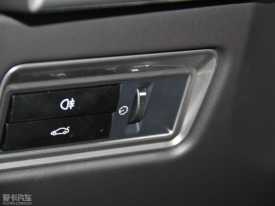 2015ݱXF 3.0 SC R-Sport A