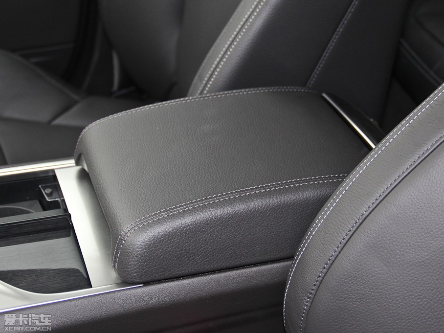 2015ݱXF 3.0 SC R-Sport A