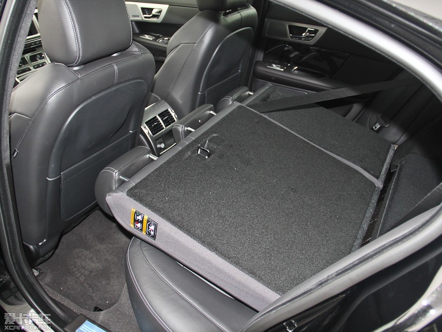 2015ݱXF 3.0 SC R-Sport A