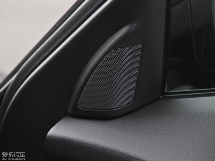 2015ݱXF 3.0 SC R-Sport A