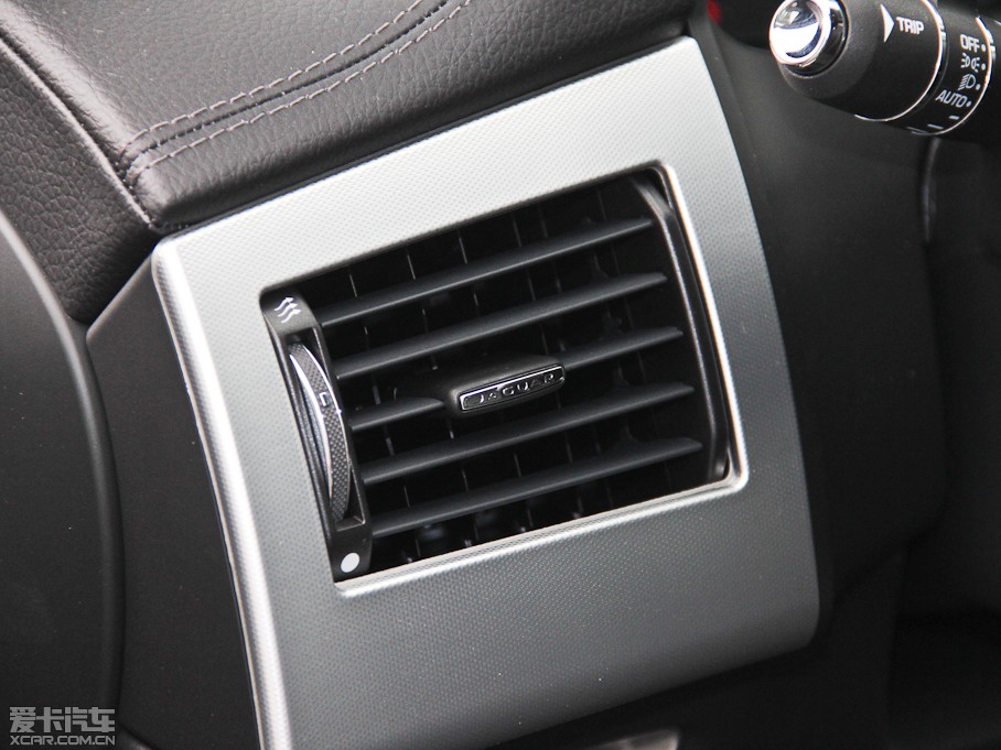 2015ݱXF 3.0 SC R-Sport A