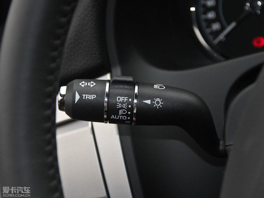 2015ݱXF 3.0 SC R-Sport A