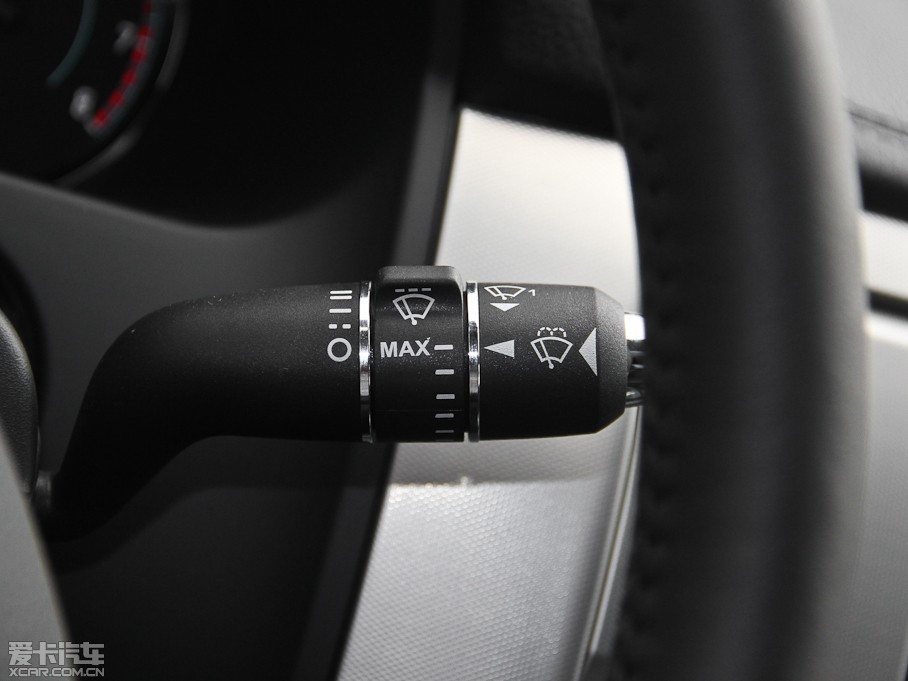 2015ݱXF 3.0 SC R-Sport A