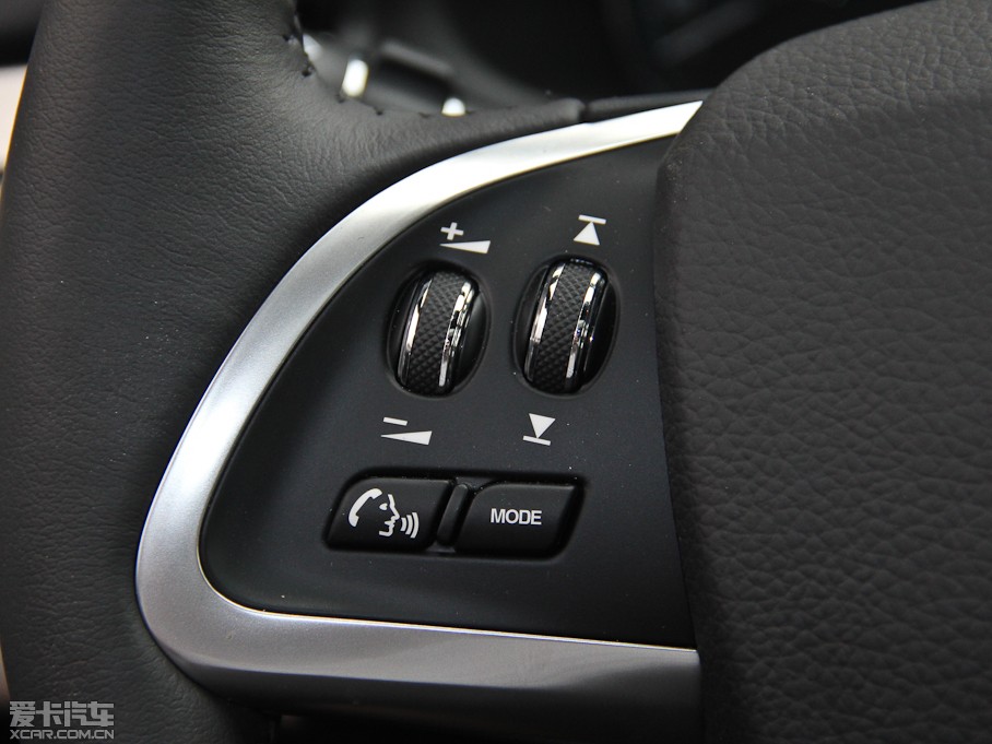 2015ݱXF 3.0 SC R-Sport A