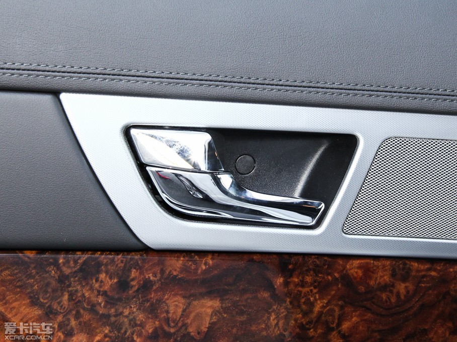 2015ݱXF Sportbrake 2.0T A