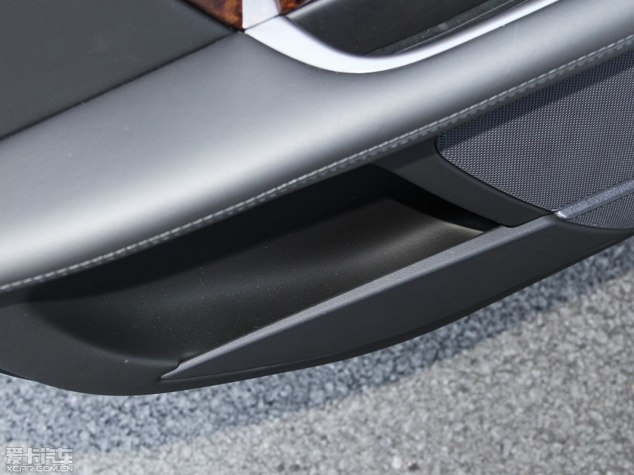 2015ݱXF Sportbrake 2.0T A