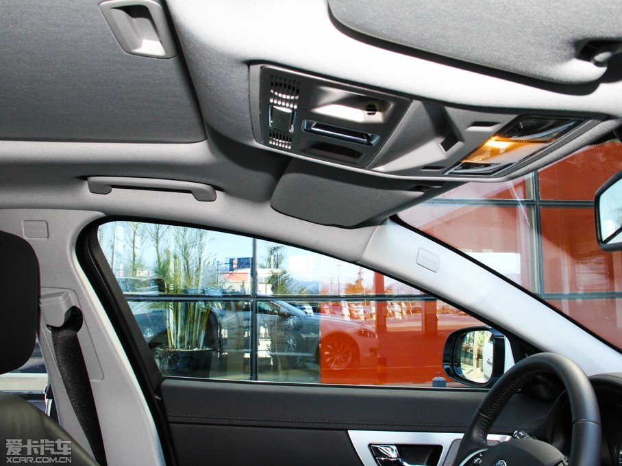 2015ݱXF Sportbrake 2.0T A