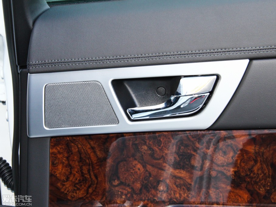 2015ݱXF Sportbrake 2.0T A