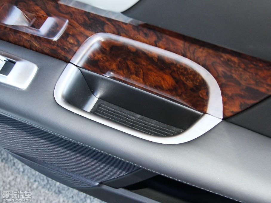 2015ݱXF Sportbrake 2.0T A