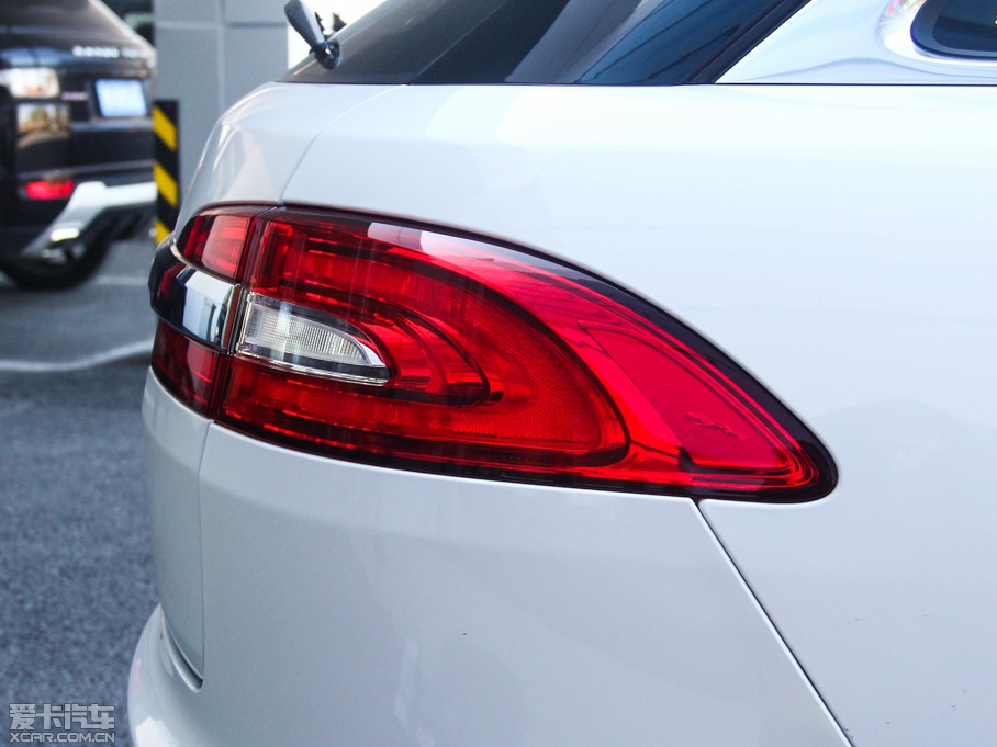 2015ݱXF Sportbrake 2.0T A