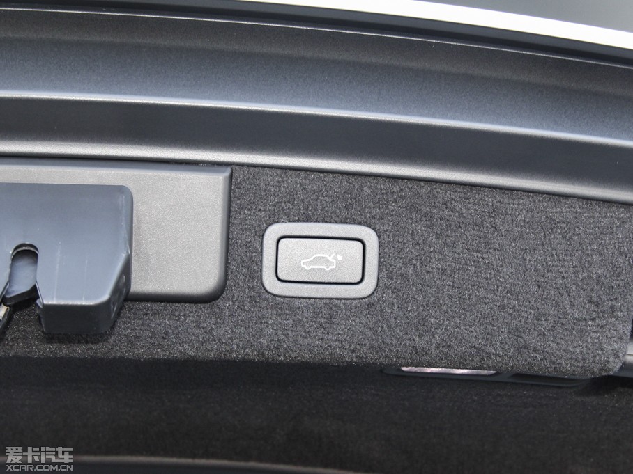 2015ݱXF Sportbrake 2.0T A