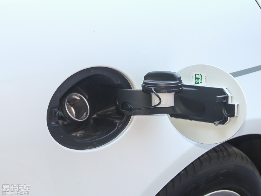 2015ݱXF Sportbrake 2.0T A