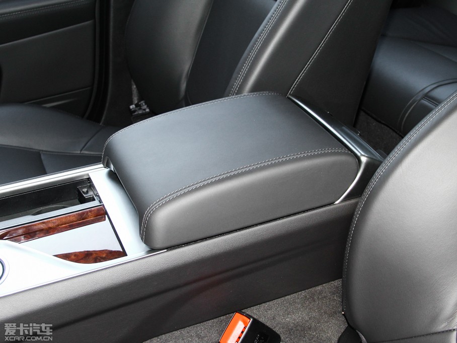 2015ݱXF Sportbrake 2.0T A