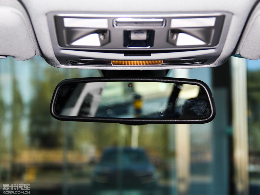 2015ݱXF Sportbrake 2.0T A