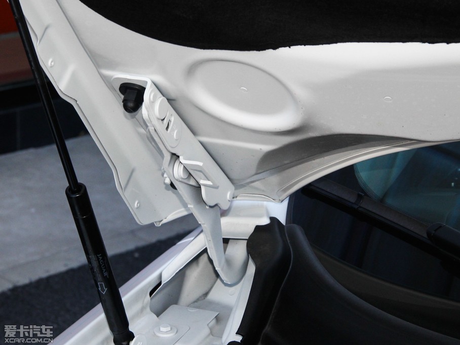 2015ݱXF Sportbrake 2.0T A