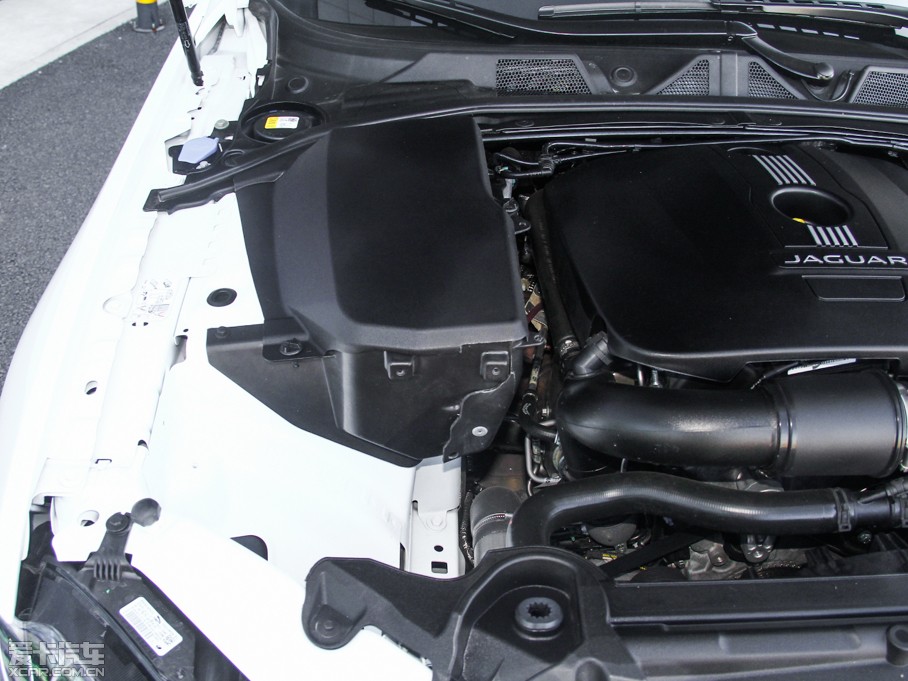 2015ݱXF Sportbrake 2.0T A