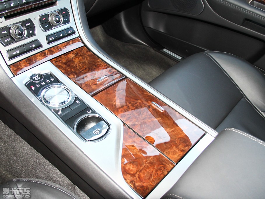 2015ݱXF Sportbrake 2.0T A