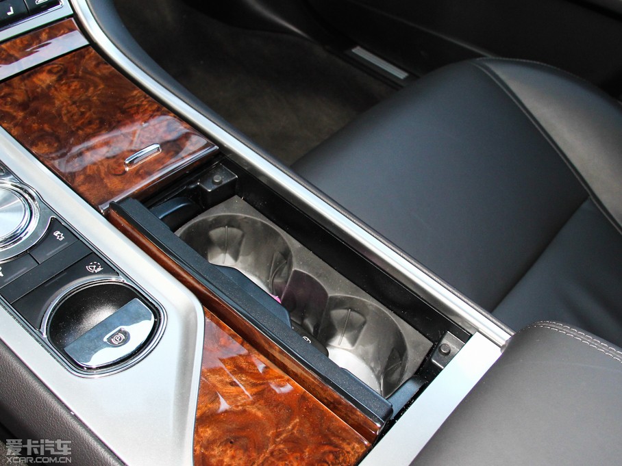 2015ݱXF Sportbrake 2.0T A