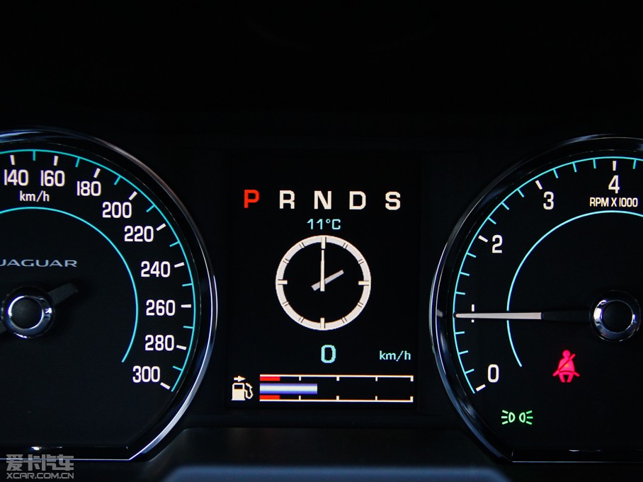 2015ݱXF Sportbrake 2.0T A