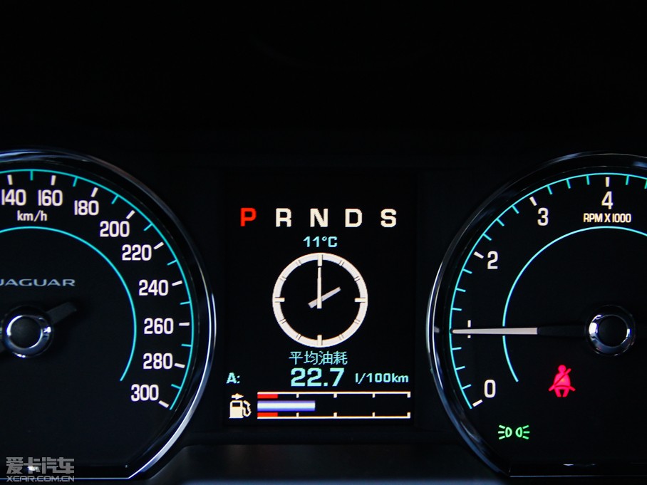 2015ݱXF Sportbrake 2.0T A