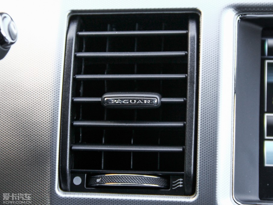 2015ݱXF Sportbrake 2.0T A