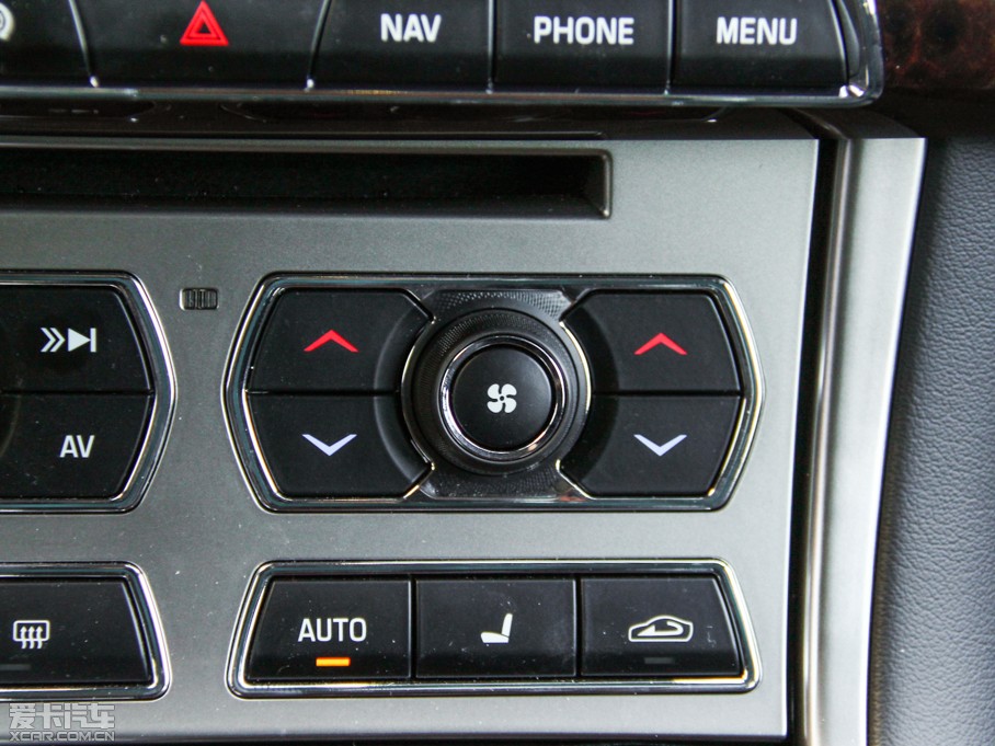 2015ݱXF Sportbrake 2.0T A