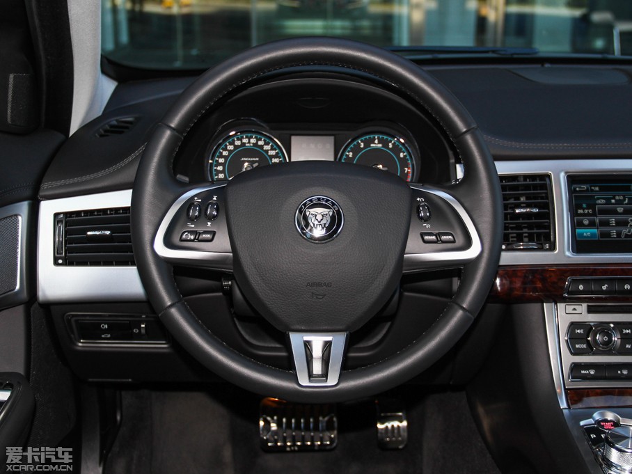 2015ݱXF Sportbrake 2.0T A