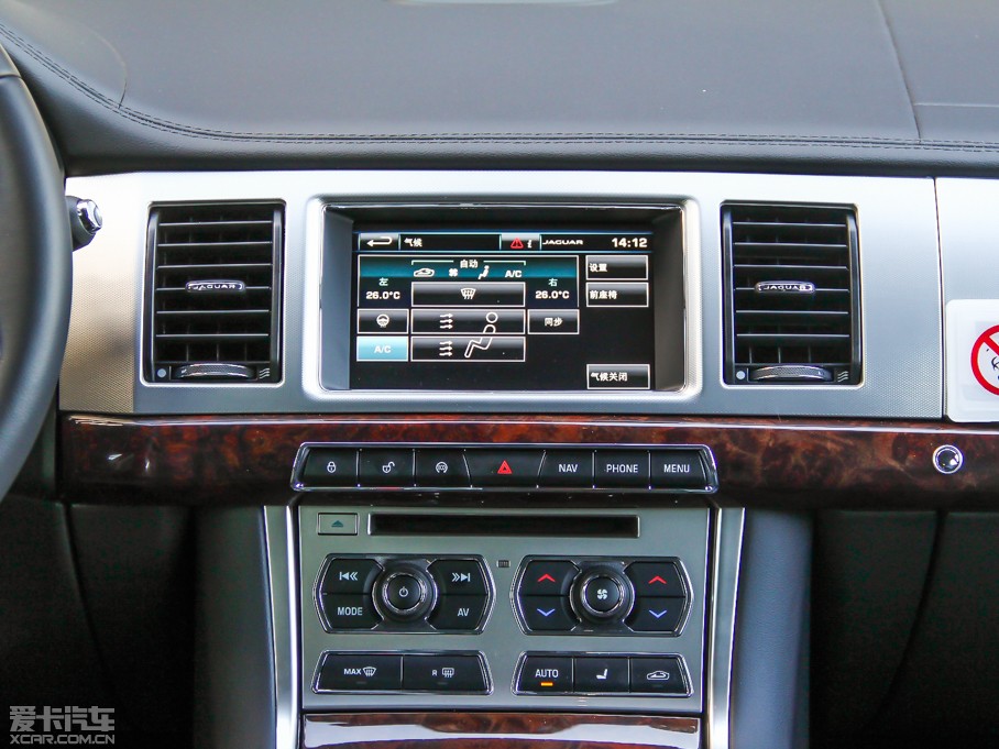 2015ݱXF Sportbrake 2.0T A