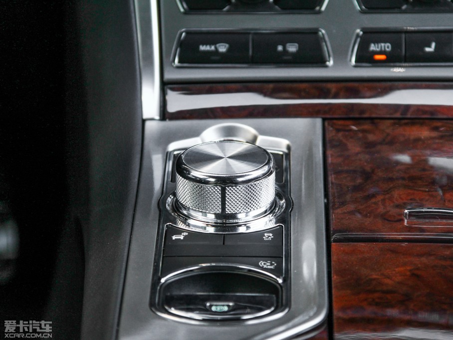 2015ݱXF Sportbrake 2.0T A