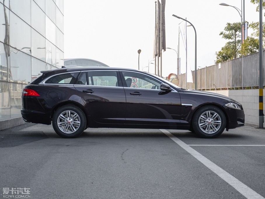 2015ݱXF Sportbrake 2.0T LA