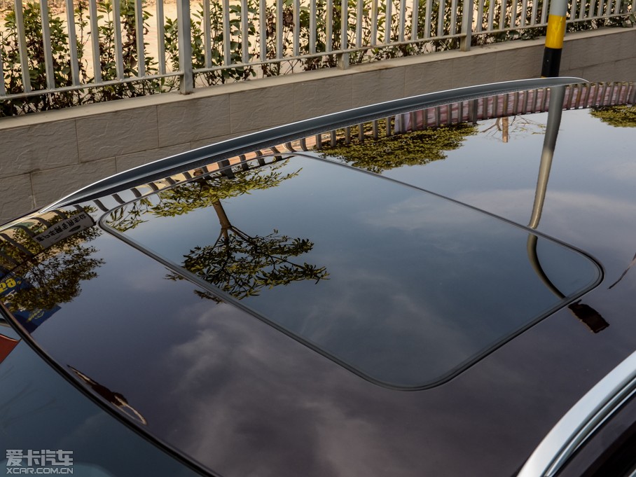 2015ݱXF Sportbrake 2.0T LA