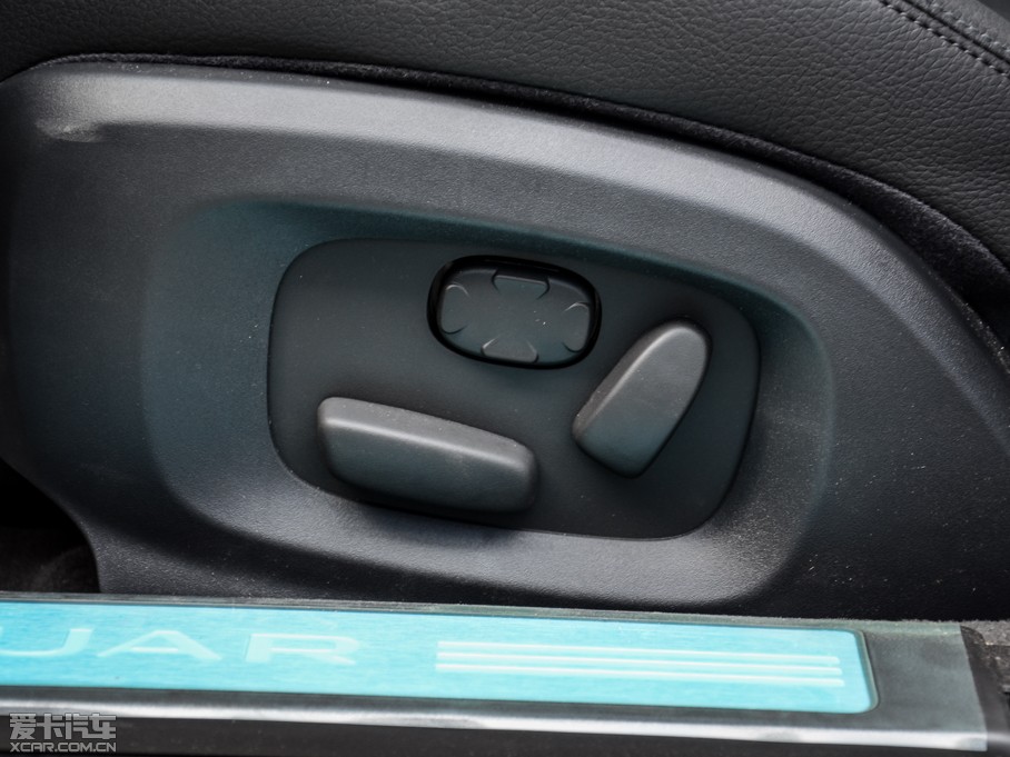 2015ݱXF Sportbrake 2.0T LA