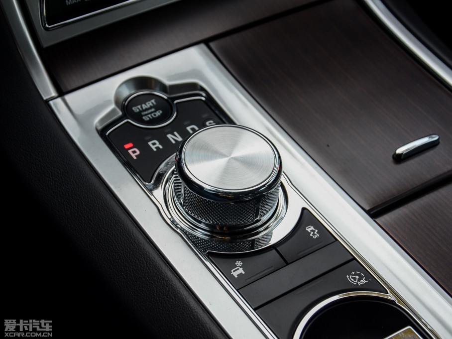 2015ݱXF Sportbrake 2.0T L(fng)A