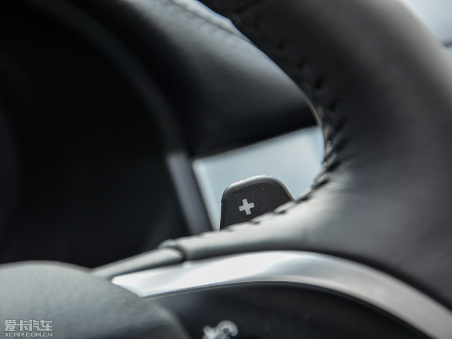 2015ݱXF Sportbrake 2.0T LA