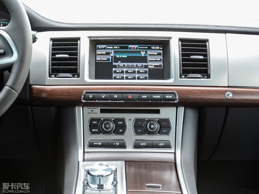 2015ݱXF Sportbrake 2.0T LA