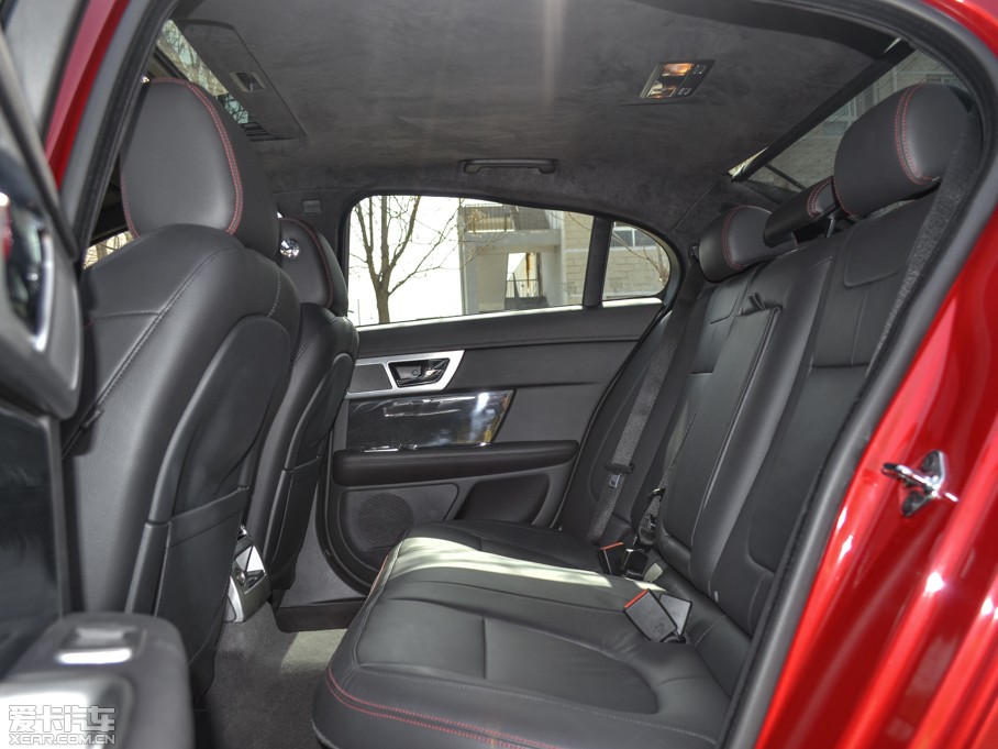 2015ݱXF 3.0 SC R-Sport LA